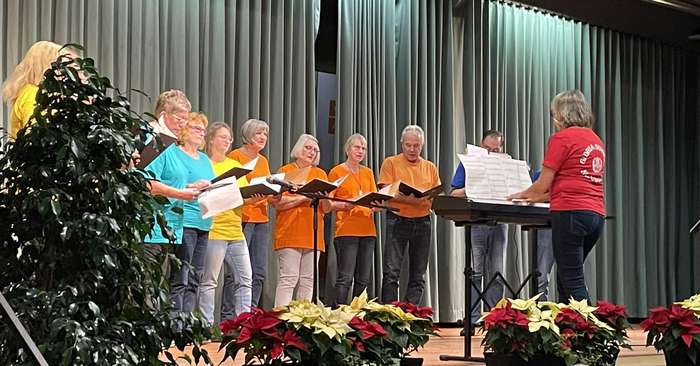 Die Gloria-Singers bei der Senioren-Weihnachtsfeier 2022