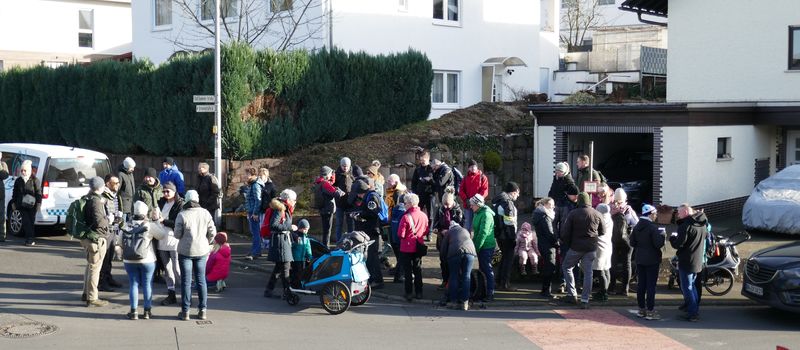 Treffpunkt an der Kirche Treffpunkt an der Kirche