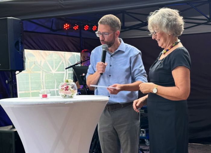 1. Vorsitzende Dagmar Schocker und Landrat Thorsten Stolz